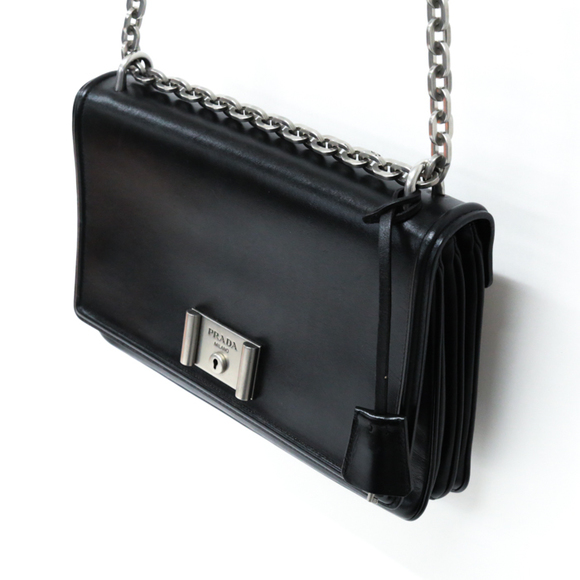 Prada Chain Shoulder Leather Shoulder Bag Black - Picture 5 of 16